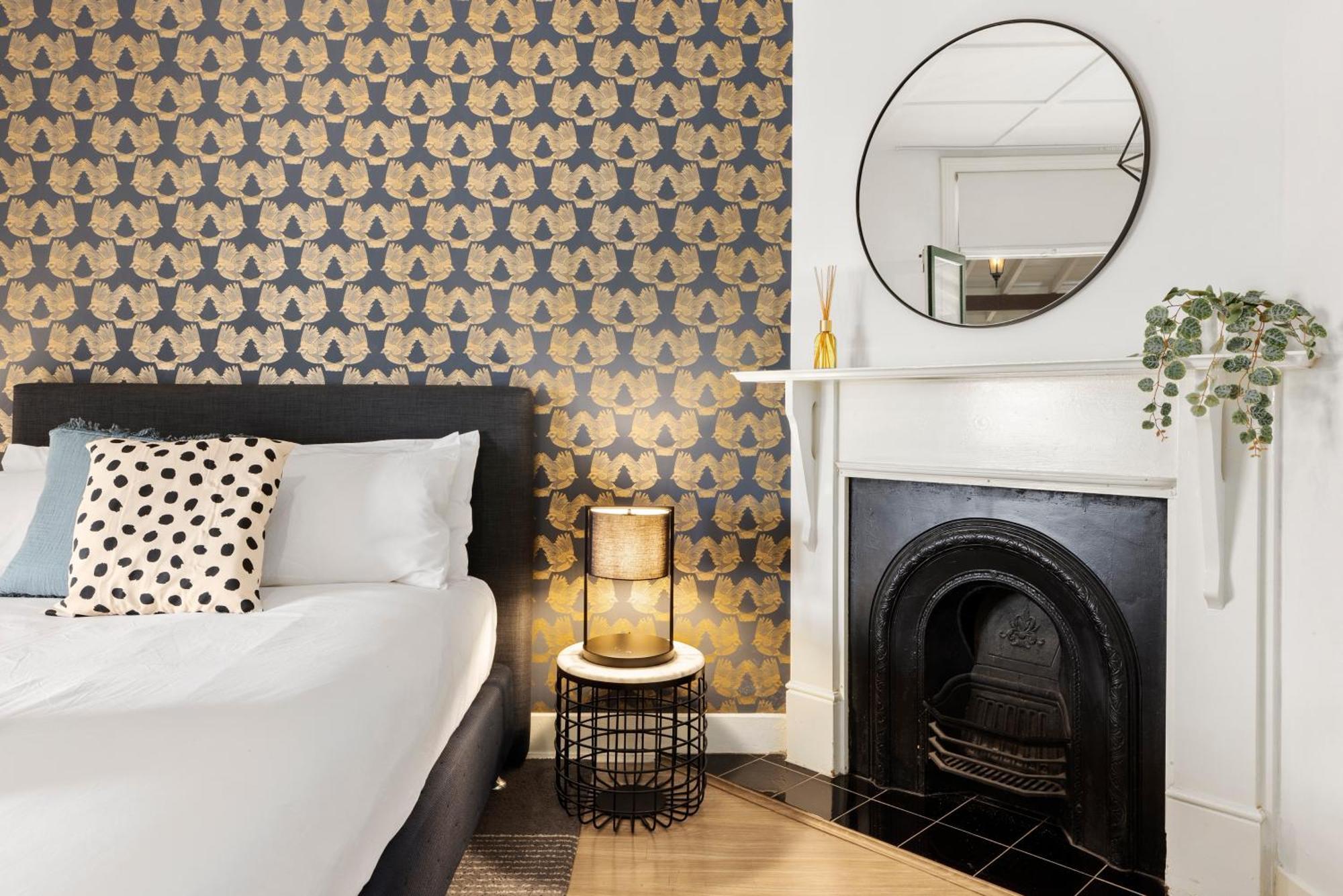 Perfect With Private Rooftop Apartment